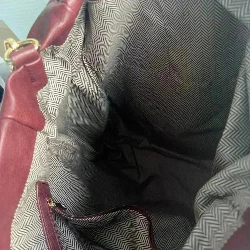 Brand New with tags Urban Expressions Burgundy Hobo